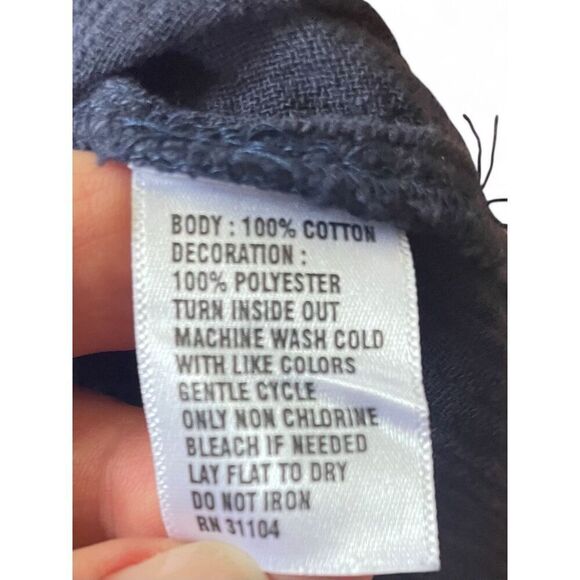 NWT Crown & Ivy Women’s Embroidered  Blue/ Red Long Sleeves Cotton Blouse M - Picture 4 of 10